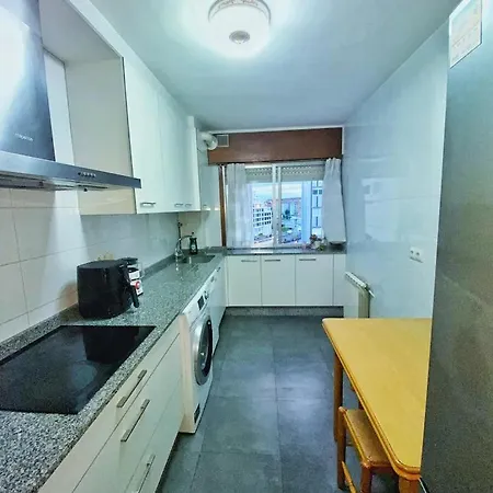 Estacion De Autobuses Y Tren